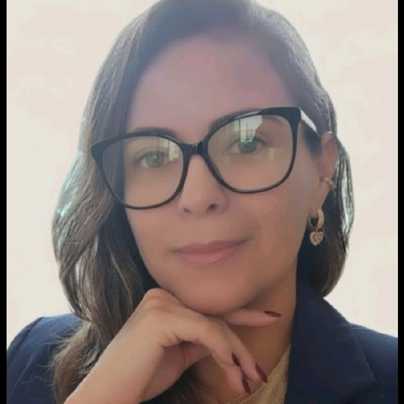 Simone Vasconcelos Silva